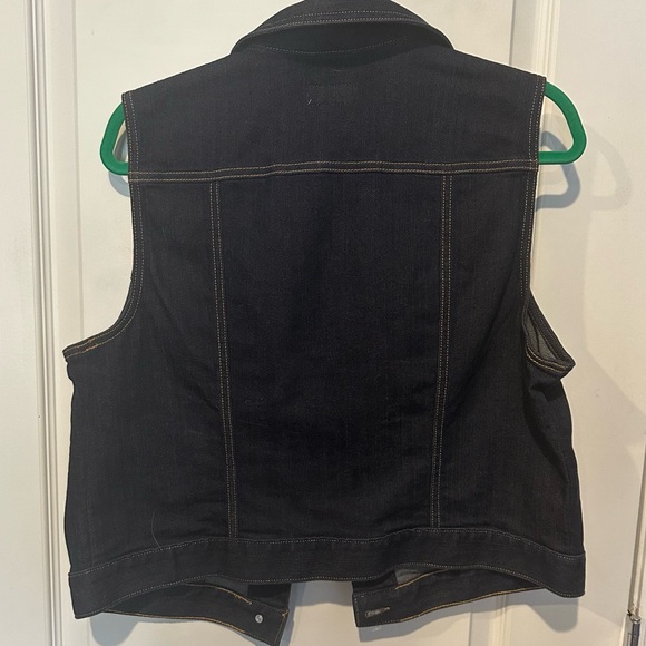 Jean vest, size L - Picture 2 of 6